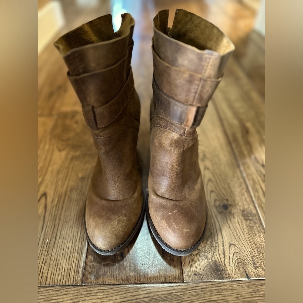 Steve Madden Riskey Women’s Brown Heeled Genuine Leather Booties, 7.5. - Picture 6 of 10
